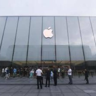 Antitrust multa Apple: 98,6 milioni di euro per abuso di posizione dominante