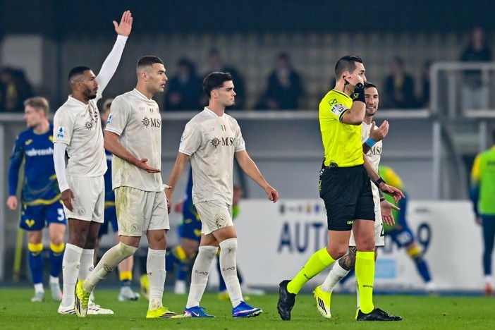 Verona-Como 0-1, Douvikas consegna l’Europa ai lariani