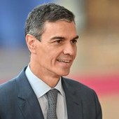 Sanchez in vacanza a Lanzarote, pubblica la sua 'playlist'