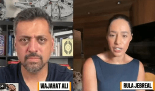 Rula Jebreal chiama "scimmia" il deputato afroamericano Hakeem Jeffries poi si scusa: "Inappropriato e offensivo"