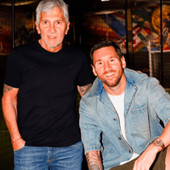 La lettera di addio di Messi a papà Jorge: "Non so come fare senza di te, non credo di giocare ancora a lungo" La lettera di addio di Messi a papà Jorge: "Non so come fare senza di te, non credo di giocare ancora a lungo"