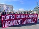 Studenti e lavoratori in piazza, cortei in tutta Italia: scontri a Roma e Torino Studenti e lavoratori in piazza, cortei in tutta Italia: scontri a Roma e Torino