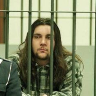 Sterminò la famiglia, la lettera di Del Grande: "Evaso perché trattato peggio di un detenuto" Sterminò la famiglia, la lettera di Del Grande: "Evaso perché trattato peggio di un detenuto"