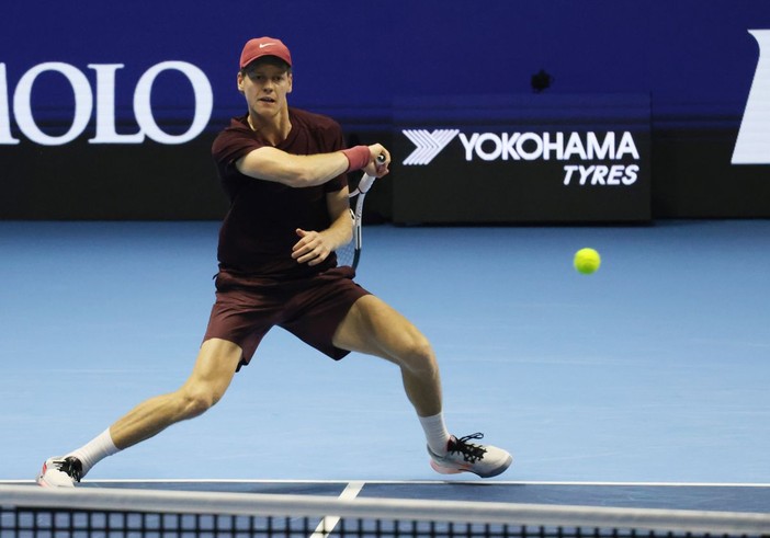 Terza vittoria per Sinner alle Atp Finals, piegato anche Shelton