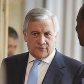 Tajani: "Liberi gli attivisti italiani della Flotilla detenuti in Libia" Tajani: "Liberi gli attivisti italiani della Flotilla detenuti in Libia"