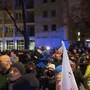Polonia, sospeso presidente della Corte Costituzionale: polizia schierata attorno all'edificio