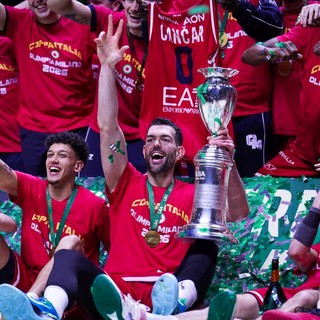 La EA7 Milano vince la Coppa Italia di basket, Tortona ko in finale