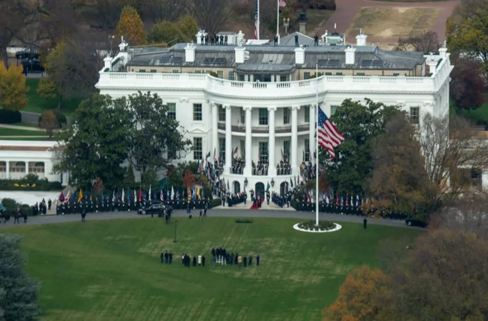 Sparatoria nei pressi della Casa Bianca, fermato un sospettato Sparatoria nei pressi della Casa Bianca, fermato un sospettato