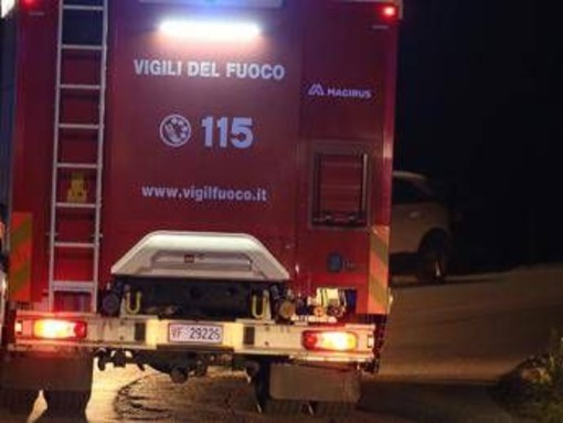Genova, fiamme in un appartamento: morta una donna Genova, fiamme in un appartamento: morta una donna