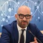 Influenza, Bassetti: "Quest'anno colpisce anche la pancia"