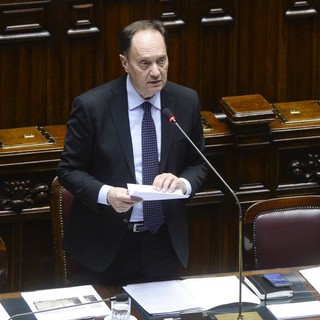 Ciriani “Con la manovra non aiutiamo i milionari, pochi margini per intervenire”