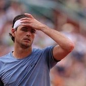Roland Garros, cade il primo big: Fritz eliminato all'esordio Roland Garros, cade il primo big: Fritz eliminato all'esordio