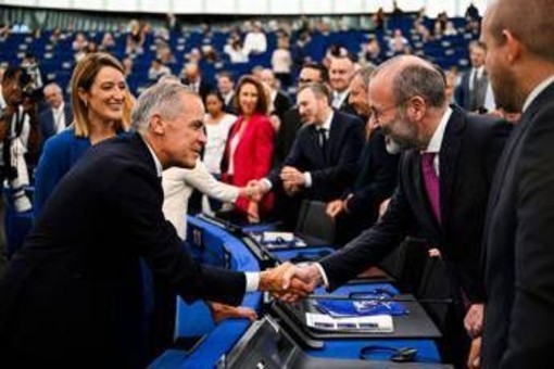 Weber rispolvera la “Ced”: cos’è quel progetto del 1952 che (secondo lui) salverebbe l’Europa anche dall’Afd Weber rispolvera la “Ced”: cos’è quel progetto del 1952 che (secondo lui) salverebbe l’Europa anche dall’Afd