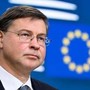 Caro energia, da Ue flessibilità fino a 0,3% annuo per 3 anni. Dombrovskis: "No per sconto accise"