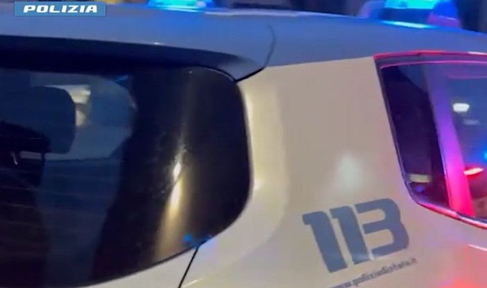 Camorra e droga a Caivano, blitz della Polizia con 12 arresti Camorra e droga a Caivano, blitz della Polizia con 12 arresti