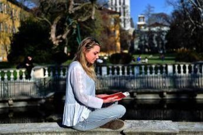 Meteo, inizio ottobre all'insegna del caldo anomalo: valori fino a 31 gradi ma attenzione alle escursioni termiche Meteo, inizio ottobre all'insegna del caldo anomalo: valori fino a 31 gradi ma attenzione alle escursioni termiche