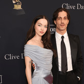 Damiano David e Dove Cameron, oggi sposi: il matrimonio a Montalcino e l'attesa per la reunion dei Maneskin Damiano David e Dove Cameron, oggi sposi: il matrimonio a Montalcino e l'attesa per la reunion dei Maneskin