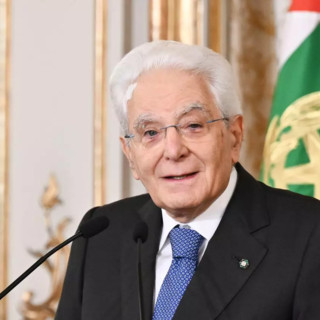 Mattarella “Strage Bologna segno indelebile di disumanità neofascista”