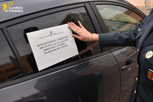 Fatture false per 1,6 mln di euro a Cagliari, sequestrati beni per 800mila euro Fatture false per 1,6 mln di euro a Cagliari, sequestrati beni per 800mila euro