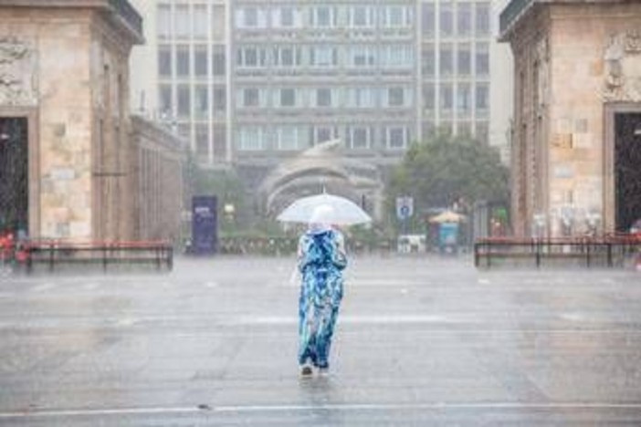 Ultimi giorni di caldo e sole, ma la svolta è dietro l'angolo: le previsioni meteo