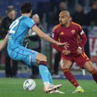 Roma-Cagliari 2-0, doppietta di Malen all'Olimpico