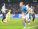 Il Napoli batte 2-1 la Juve e torna in vetta, doppietta di Hojlund