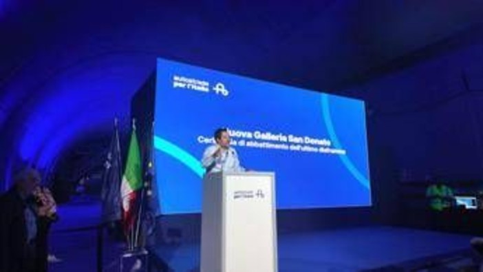 Infrastrutture, Salvini: "Opere pubbliche aiutano Paese, politica sia unita"