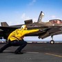 Iran, nuova ondata di raid Usa. Pasdaran annunciano attacco “a sorpresa” contro base in Siria - Diretta