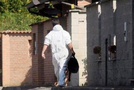 Caso Garlasco, il ris nella villetta dei Poggi con scanner e droni
