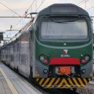 Sciopero 28 novembre, l'Italia si ferma: dai treni ad aerei e scuola, orari e fasce di garanzia