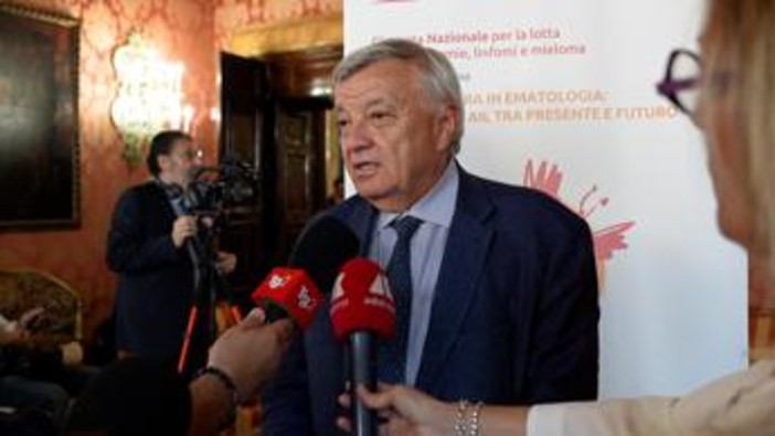 Ematologo Rambaldi: "Diagnosi molecolari e cure mirate migliorano la prognosi dei tumori del sangue" Ematologo Rambaldi: "Diagnosi molecolari e cure mirate migliorano la prognosi dei tumori del sangue"