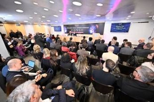 Ai, Hamaba (Sony): "Lavoriamo a tecnologia che garantisca l'autenticità delle informazioni" Ai, Hamaba (Sony): "Lavoriamo a tecnologia che garantisca l'autenticità delle informazioni"