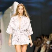 Milano Fashion Week, anche la fidanzata di Sinner Laila Hasanovic sfila in passerella Milano Fashion Week, anche la fidanzata di Sinner Laila Hasanovic sfila in passerella