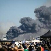 Atene, aereo militare precipita poco dopo decollo durante air show