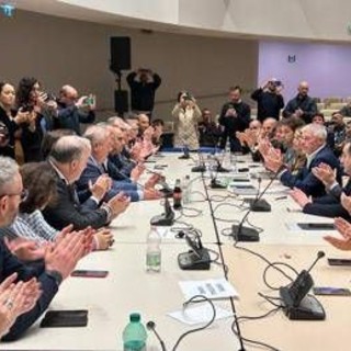 Metalmeccanici, firmato rinnovo contratto: aumento salari di 205 euro