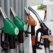Caro carburanti, taglio delle accise sul gasolio prorogato al 25 agosto Caro carburanti, taglio delle accise sul gasolio prorogato al 25 agosto