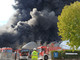 Maxi incendio a Malo, fiamme in una fabbrica di laterizi: "Mantenere chiuse porte e finestre" Maxi incendio a Malo, fiamme in una fabbrica di laterizi: "Mantenere chiuse porte e finestre"