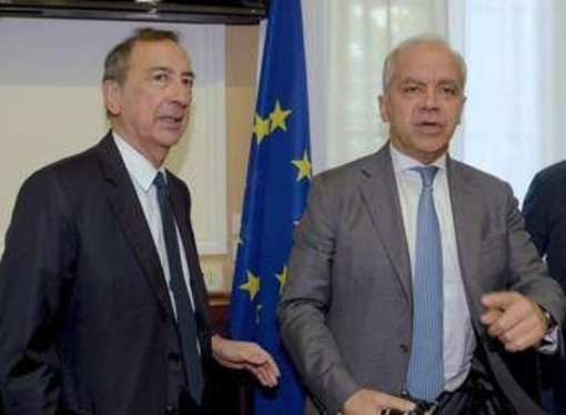 Scontri Milano, Sala: "Ora controllo e repressione, preoccupazione per sabato". Piantedosi: "Ragazzi manovrati? Ancora nessuna evidenza"