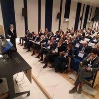 Fa tappa a Torino il roadshow di Cdp e Confindustria a sostegno dello sviluppo del territorio Fa tappa a Torino il roadshow di Cdp e Confindustria a sostegno dello sviluppo del territorio