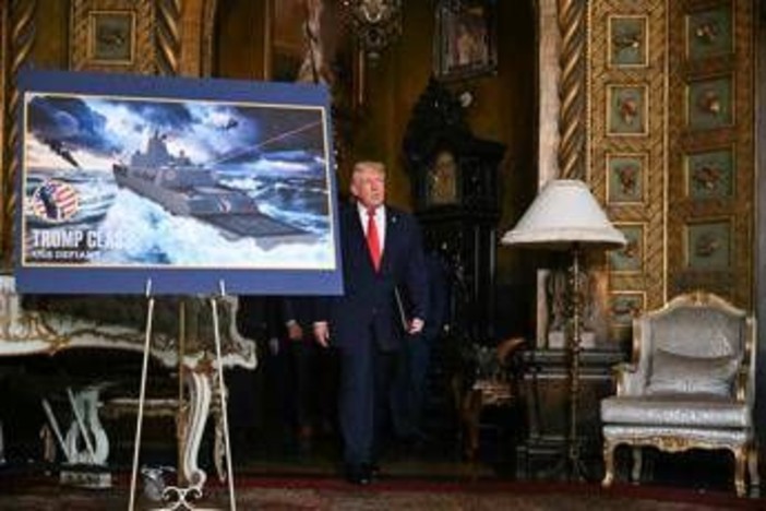 L'annuncio di Trump: "Piano per costruire due nuove navi da guerra, saranno letali" L'annuncio di Trump: "Piano per costruire due nuove navi da guerra, saranno letali"