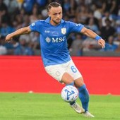 Napoli-Como, gol annullato a Lobotka e Allegri protesta