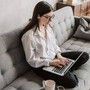 Caro energia e smart working, quanto costa lavorare da casa tra pc e climatizzatore Caro energia e smart working, quanto costa lavorare da casa tra pc e climatizzatore