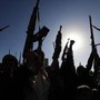Riad: "Houthi responsabili attacco aeroporto, reagiremo". Raid sauditi contro i ribelli in Yemen