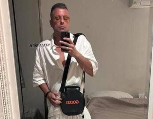 Dj morto a Ibiza, il padre: &quot;È stato legato e malmenato, ora giustizia&quot;