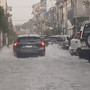 Maltempo in Toscana, bomba d'acqua su Empoli: 43 mm in mezz'ora, strade come fiumi