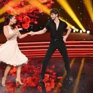 Ballando, Delogu: "Io e Nikita non stiamo insieme". Ma la giuria non ci crede... Ballando, Delogu: "Io e Nikita non stiamo insieme". Ma la giuria non ci crede...