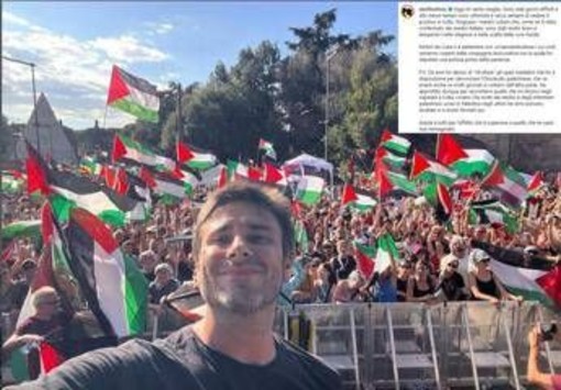 Di Battista: "Mi sento meglio, torno in Italia venerdì" Di Battista: "Mi sento meglio, torno in Italia venerdì"