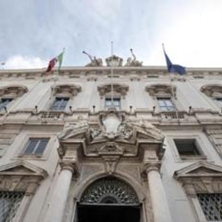 Consulta: incostituzionale il tetto di sei mensilità per il risarcimento dei licenziamenti illegittimi