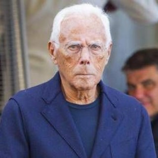 Giorgio Armani convalescente, non sarà presente alle sue sfilate